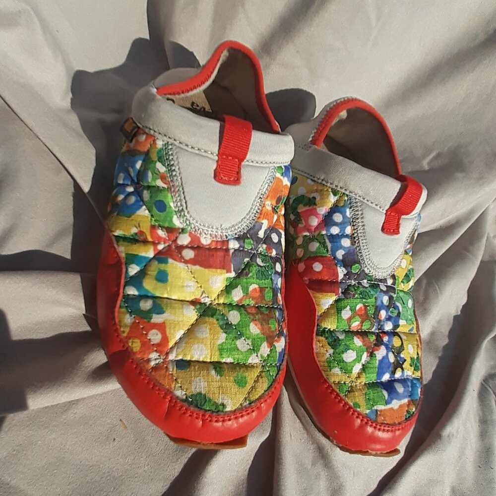 TEVA Hungry Caterpillar Ember Moc recycled slip on shoes size 3 kids